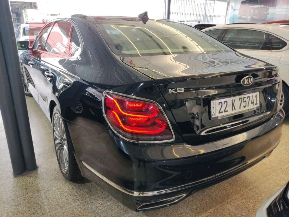 كيا K900